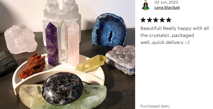 Crystal discovery box with a one-of-a-kind surprise assortment