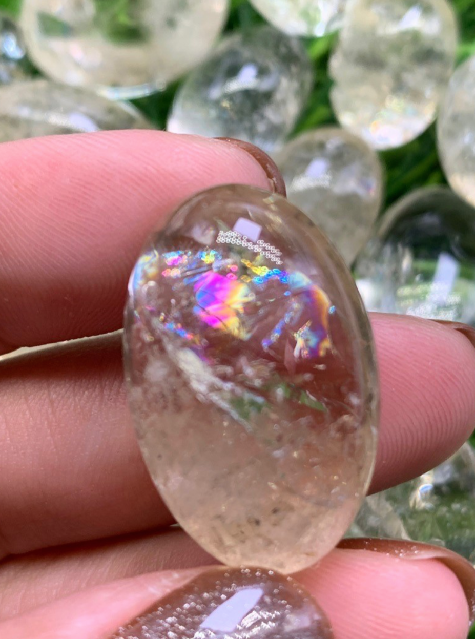 Brazilian Citrine Quartz Tumble – front view
