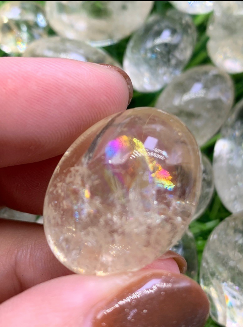 Brazilian Citrine Quartz Tumble – side view
