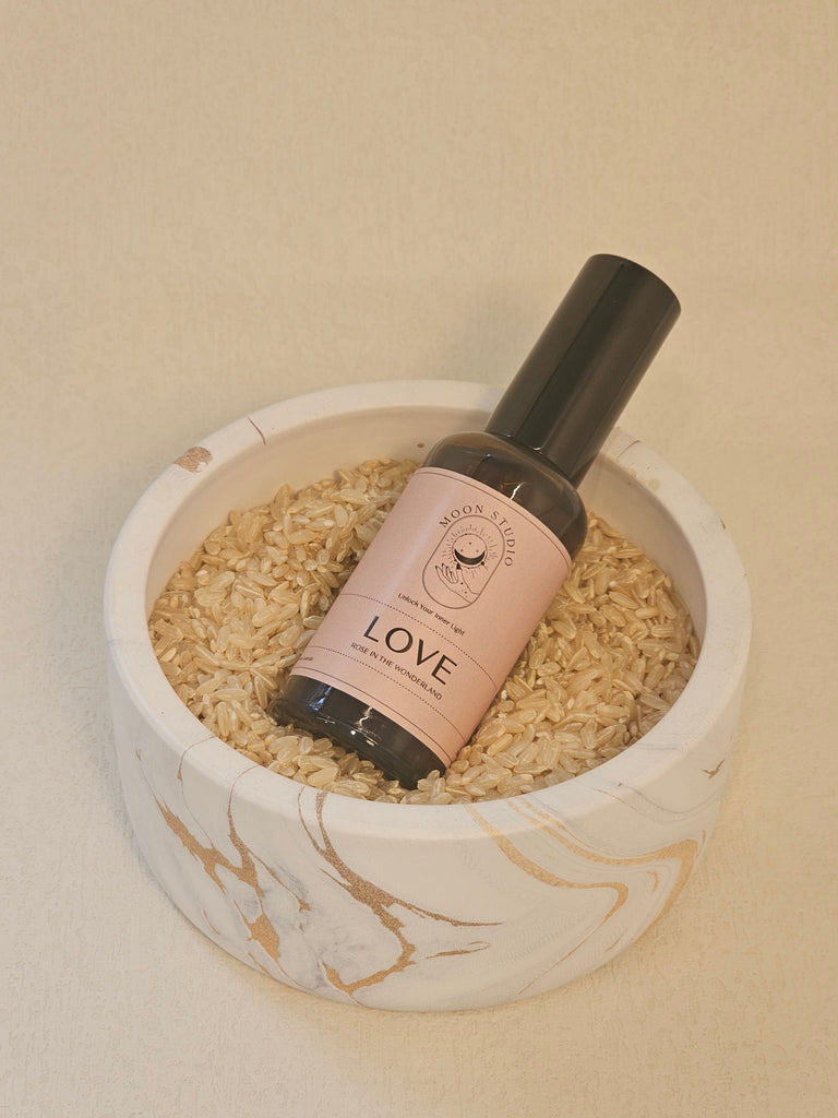 Love Spray infusé de quartz rose - Parfum Rose au pays des merveilles - Versé à la main à Sydney, Australie
