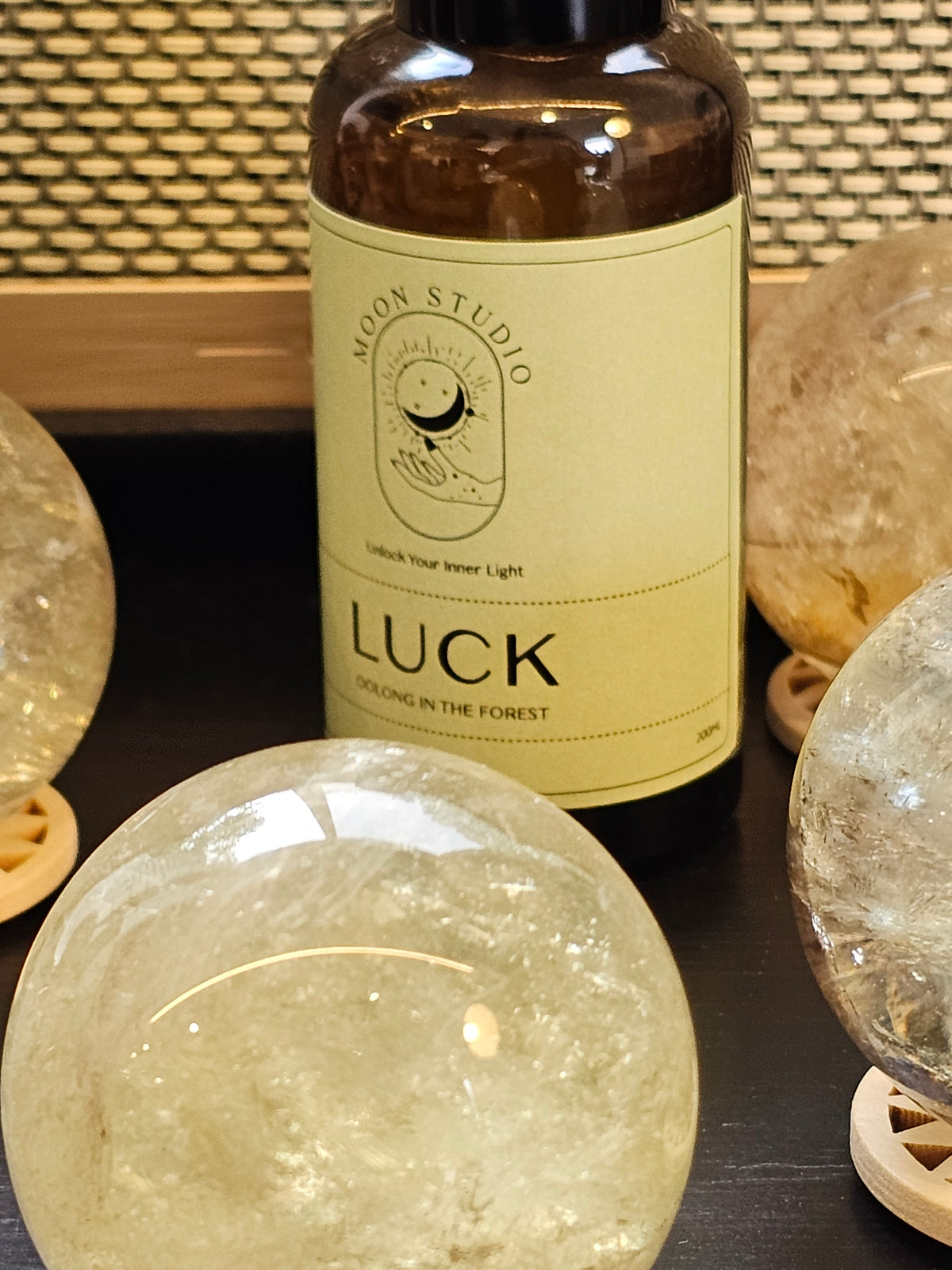 Citrine Sphere Ritual Gift Set – base view