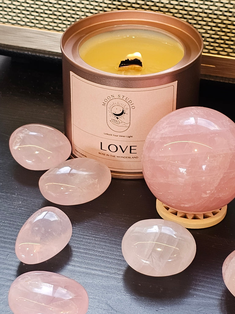 Love Candle - Rose in the Wonderland Scent - Wooden Wick, Hand Poured in Sydney, Australia - Soy Wax