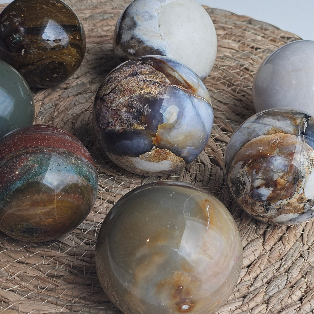 Sphère d’agate d’océan - Boule de cristal d’agate d’océan naturelle, pierre de guérison, décor de méditation, pierre de chakra, énergie Reiki