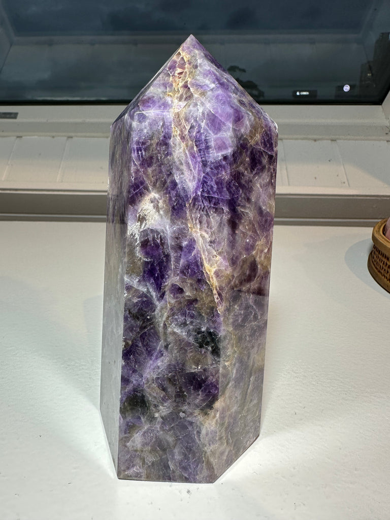 Large Dream Amethyst Tower Point Generator: Unlocking Mystical Visions and Restful Sleep