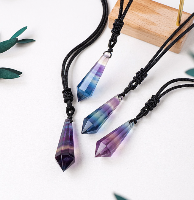 Rainbow Fluorite Pendulum Necklace – Natural Crystal 3–4cm product photo 4