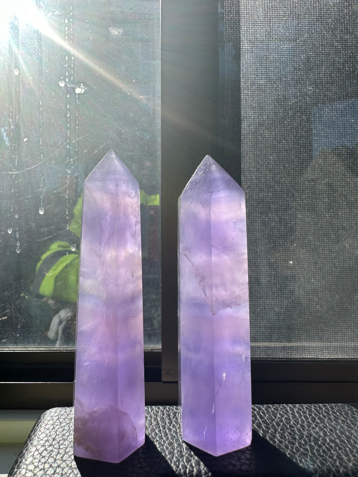 Purple Fluorite Tower – Natural Deep Violet Crystal Point 6–7cm product photo 4
