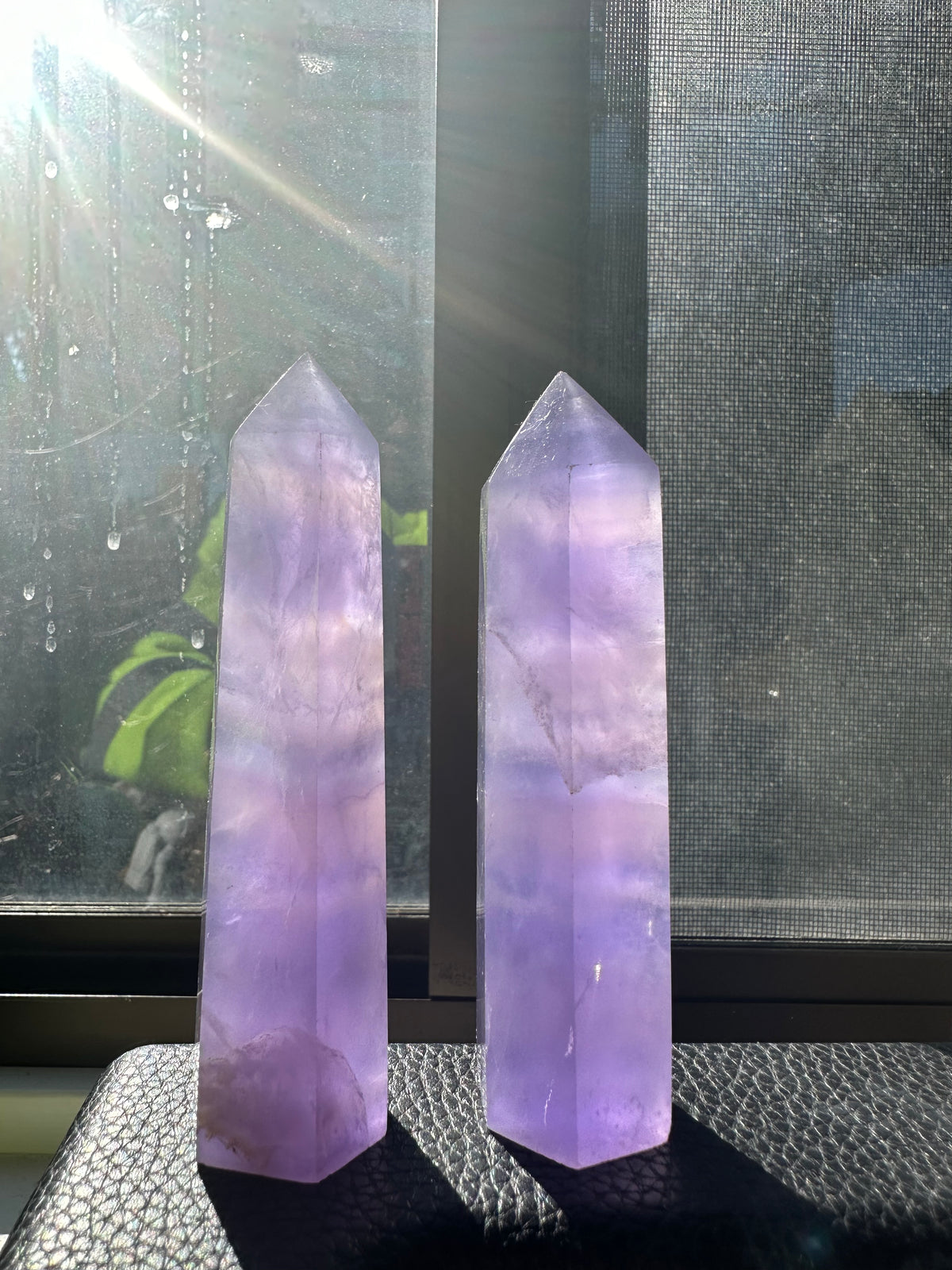 Purple Fluorite Tower – Natural Deep Violet Crystal Point 6–7cm product photo 5