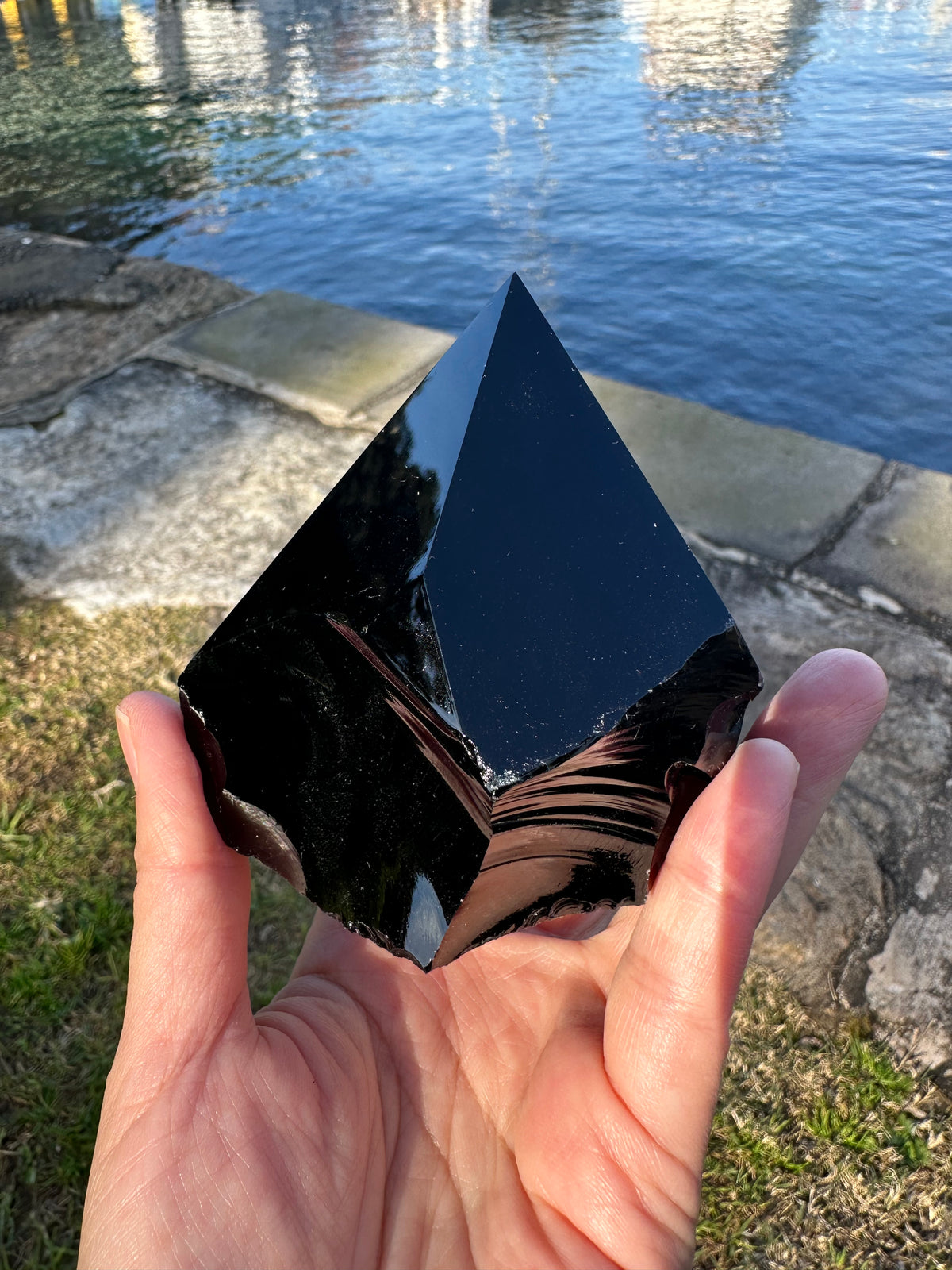 Black Obsidian Tower | Half-Polished Raw Stone 300–350g