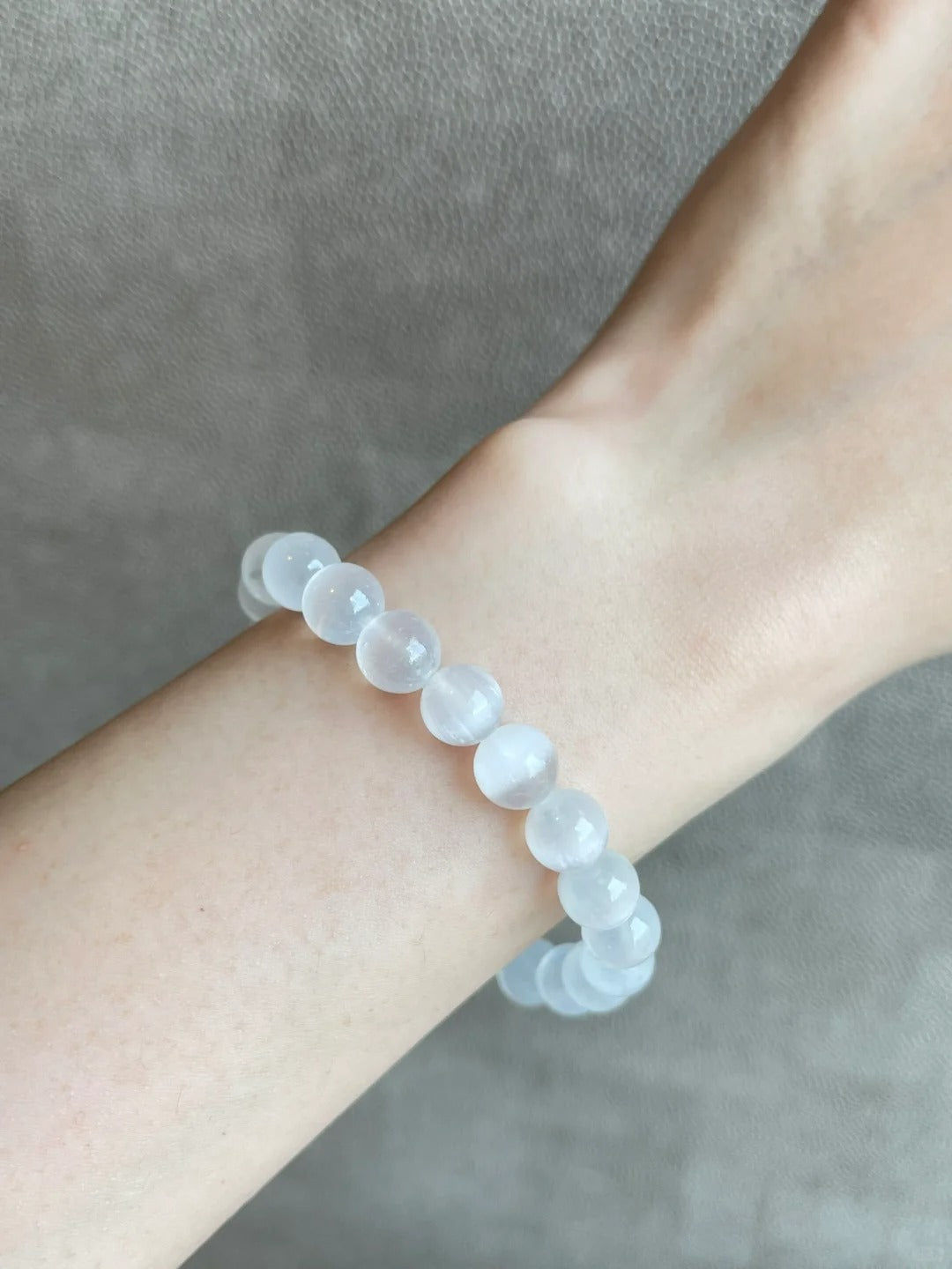 Senelite Quartz Bracelet | 8mm Beads | 15–19cm Wrist