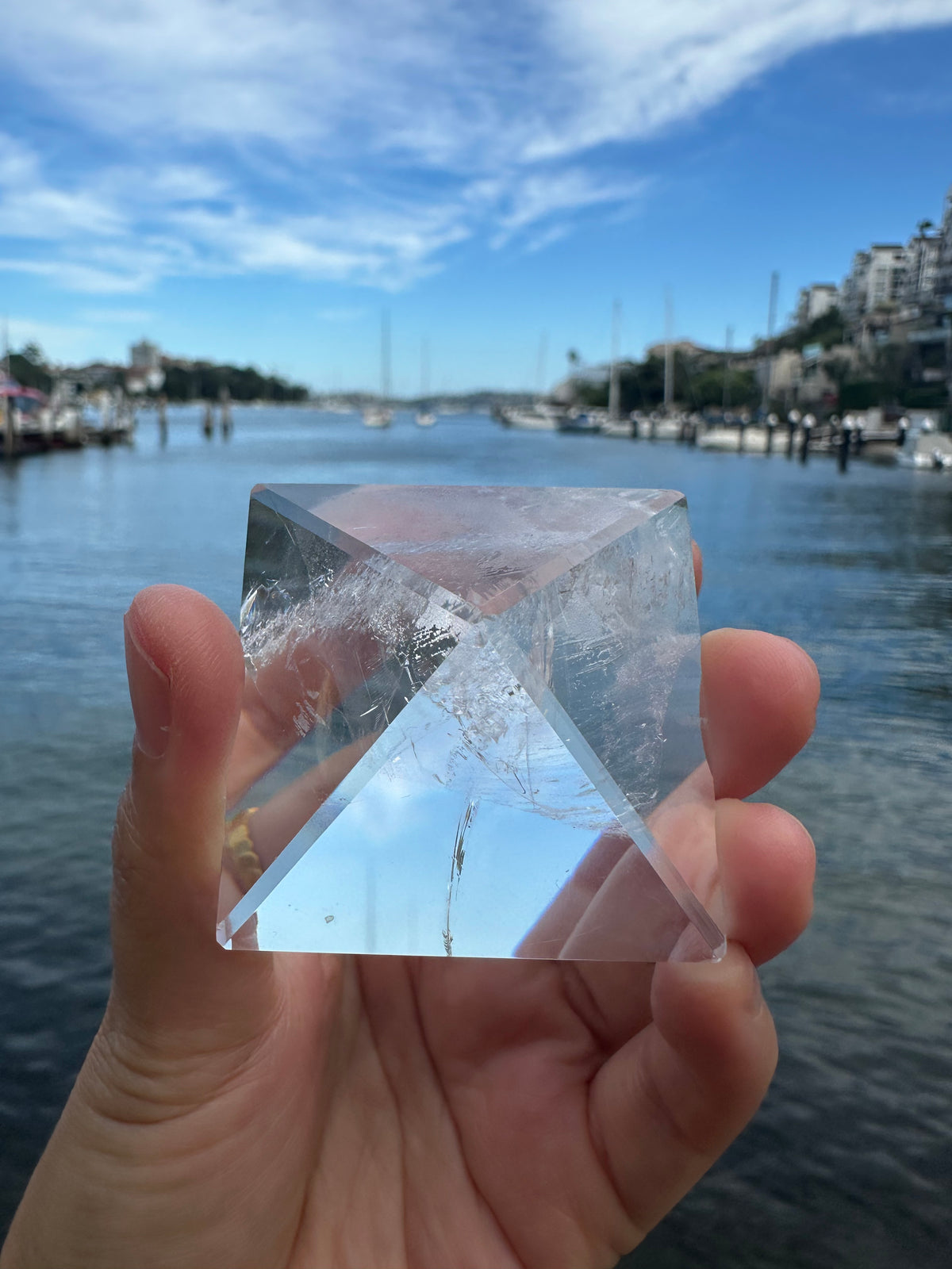 Clear Quartz crystal pyramid size and shape example