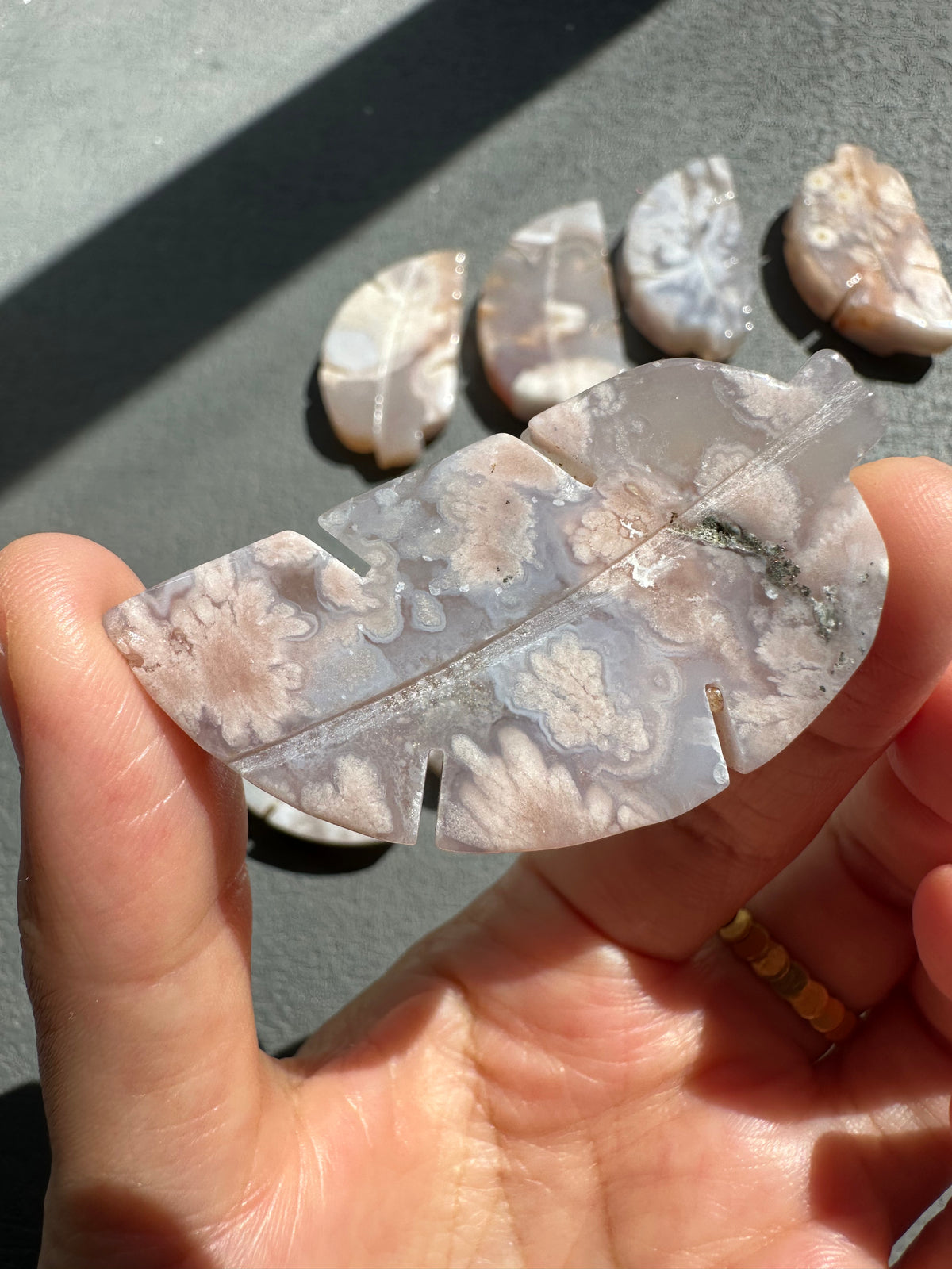 Flower Agate Tree Carving | Natural Crystal 4–5cm