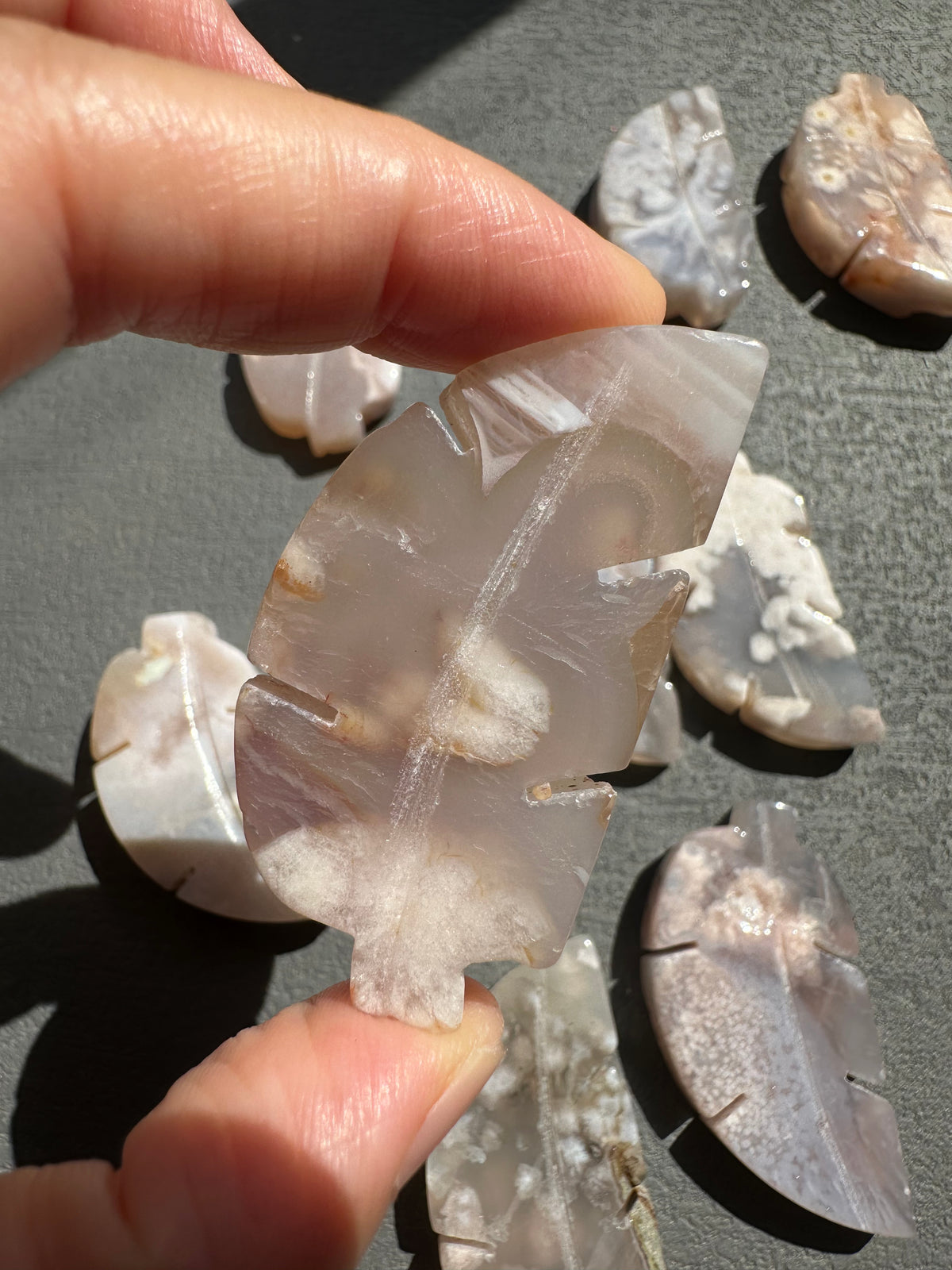 Flower Agate Tree Carving | Natural Crystal 4–5cm