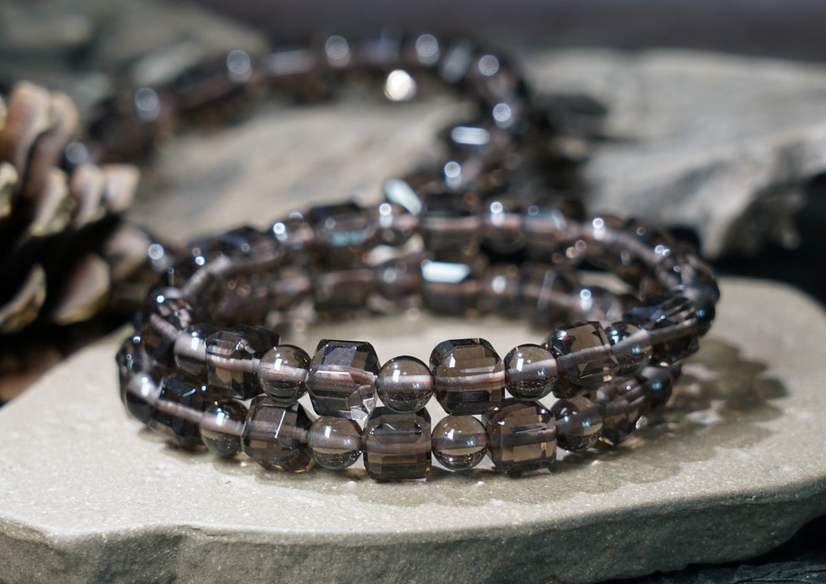 Ice Obsidian Cube Bracelet | 7.5mm Beads