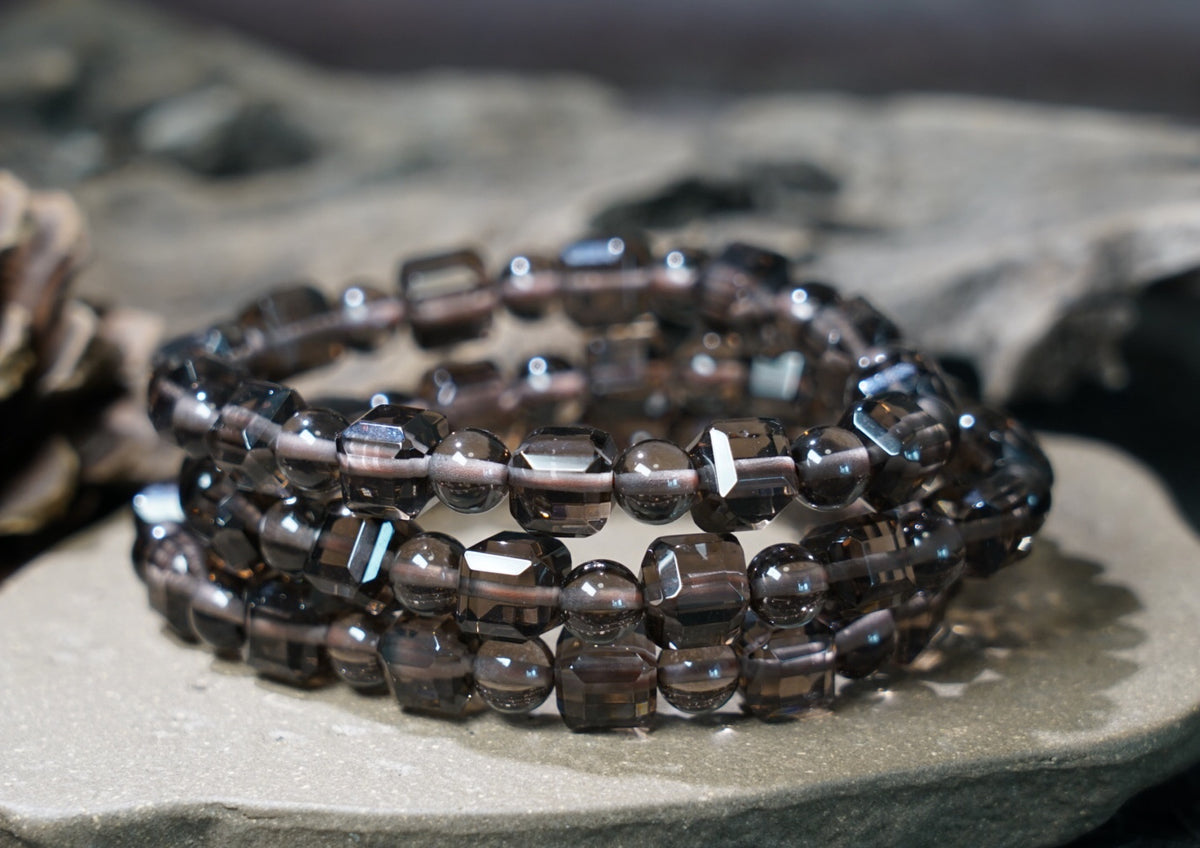 Ice Obsidian Cube Bracelet | 7.5mm Beads