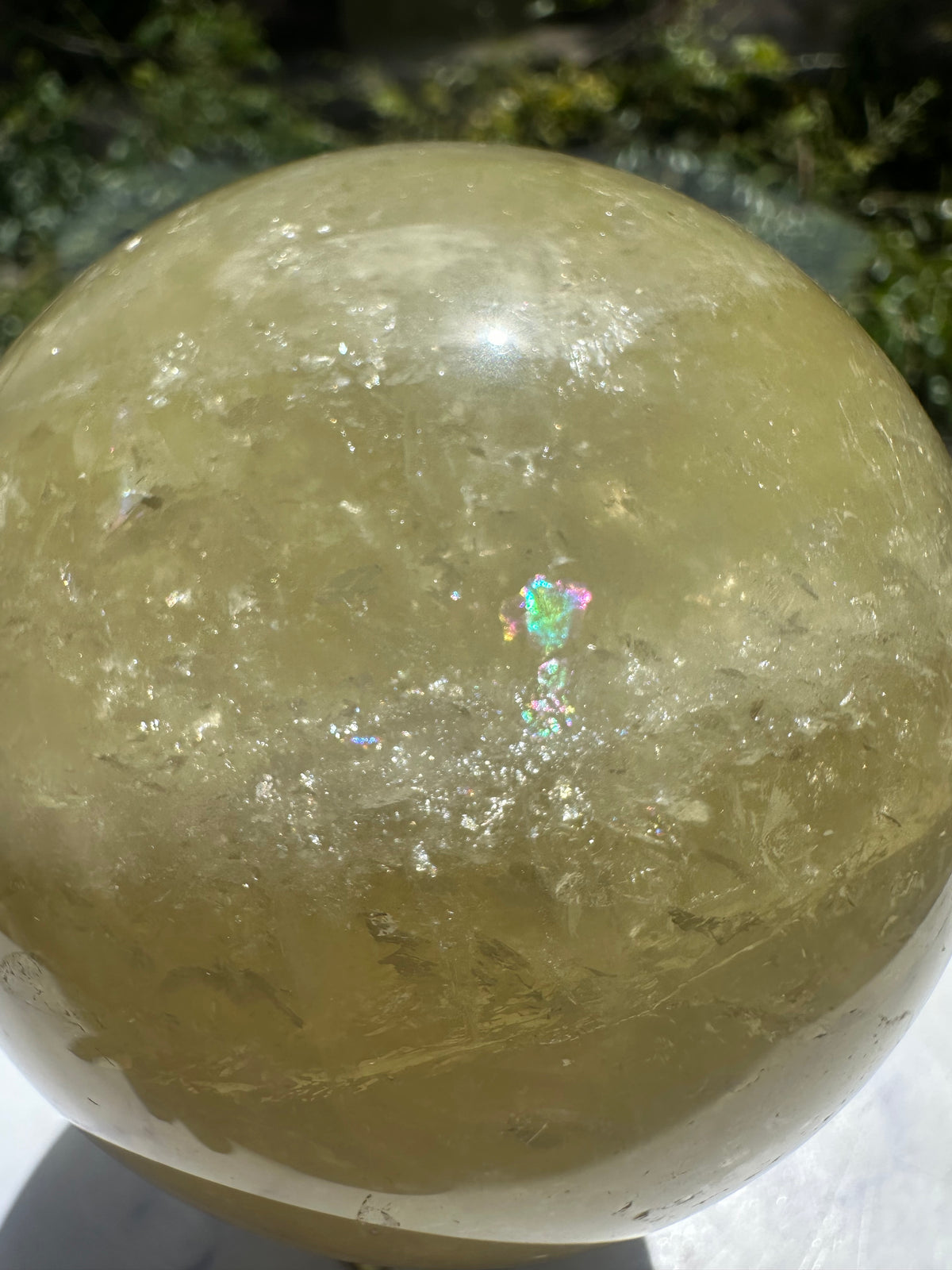 Brazilian Citrine Sphere with Golden Colour, Exact Piece #8 – golden colour detail