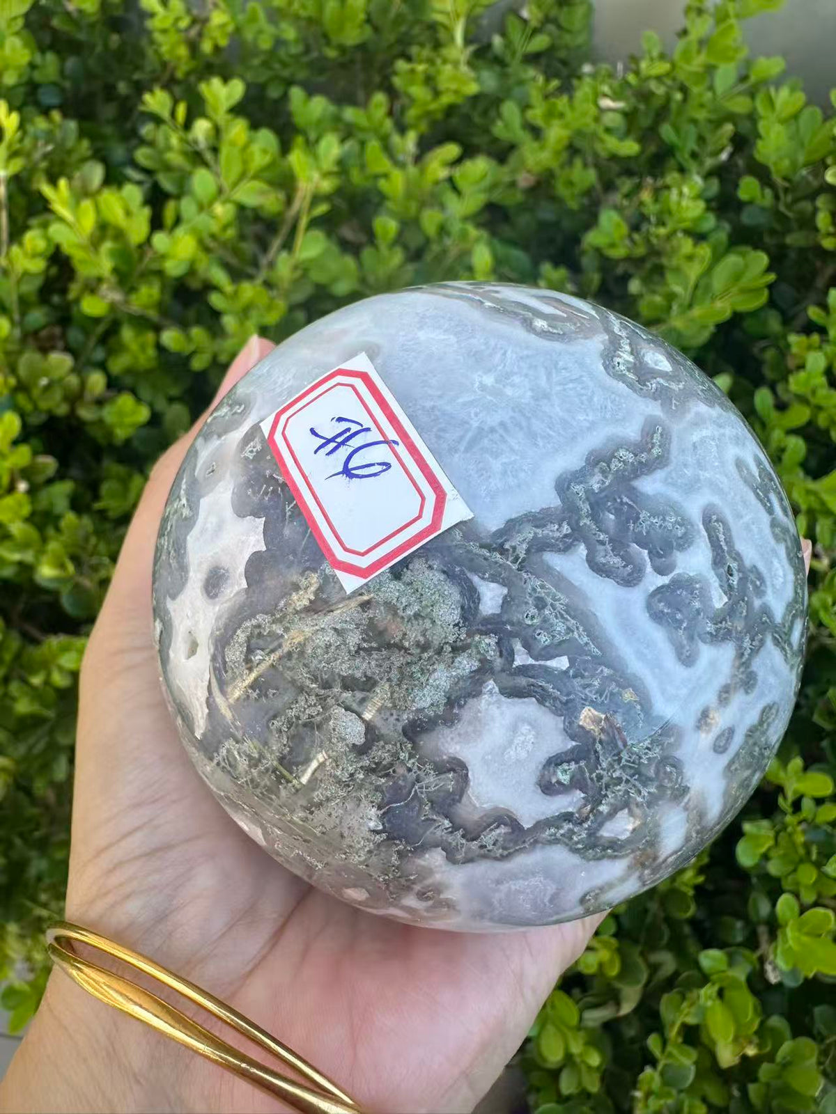 #4,815g Moss Agate druzy crystal ball featuring 8.5cm diameter with intricate green moss inclusions for corporate growth and workplace prosperity