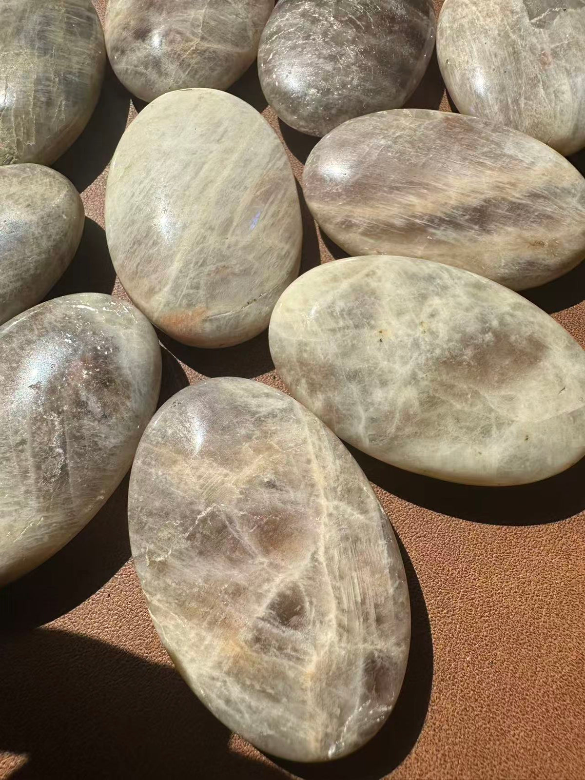 Hand-polished Rainbow Moonstone worry stone 5–6cm with natural flash