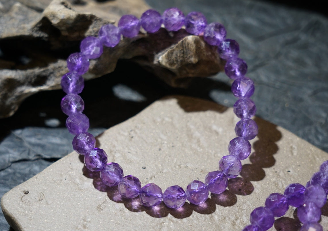 Brazilian Amethyst Bracelet, Faceted Natural Crystal Beads – alternate view 17