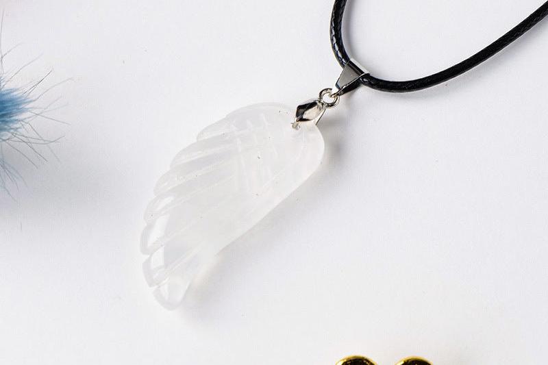 Angel Wing Crystal Necklace – Amethyst, Clear Quartz or Rose Quartz product photo 6