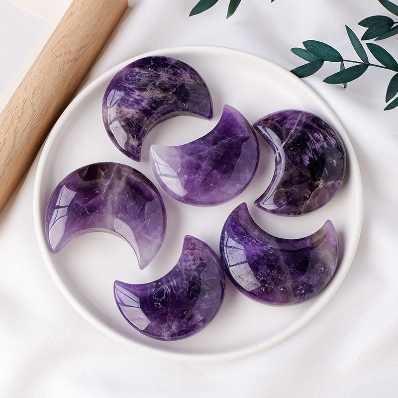 Dream Amethyst Moon, Chevron Crystal Carving 4–5cm – alternate view 2