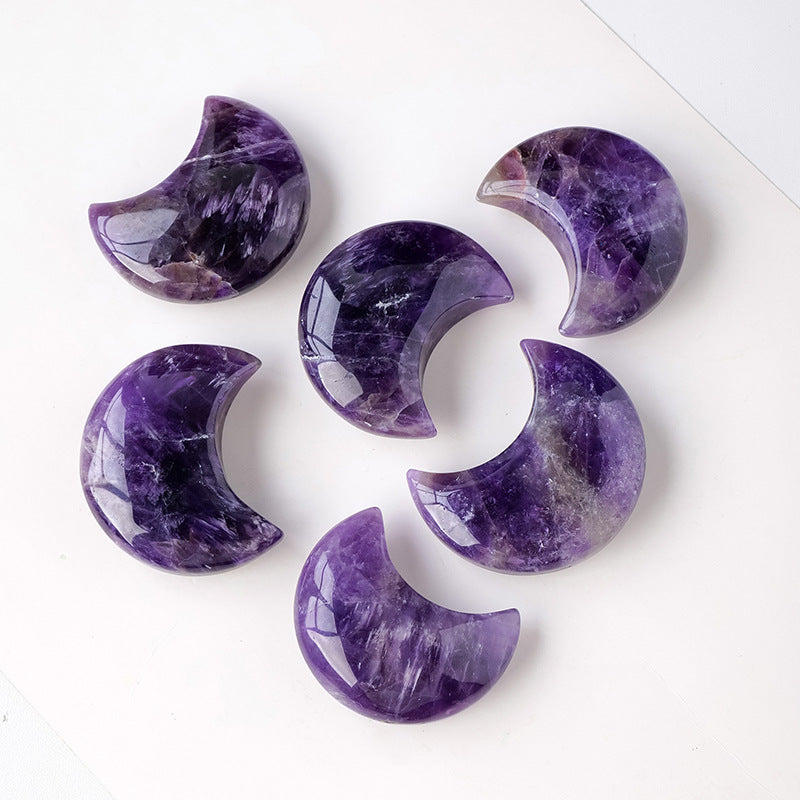 Dream Amethyst Moon, Chevron Crystal Carving 4–5cm – alternate view 3