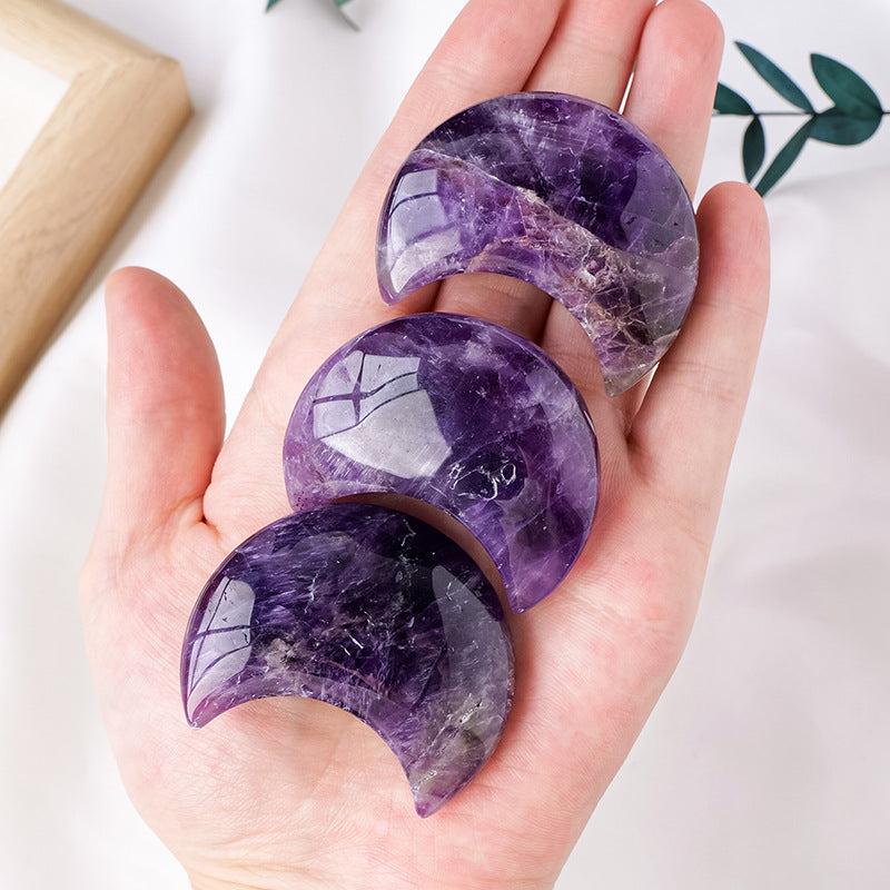 Dream Amethyst Moon, Chevron Crystal Carving 4–5cm – product overview