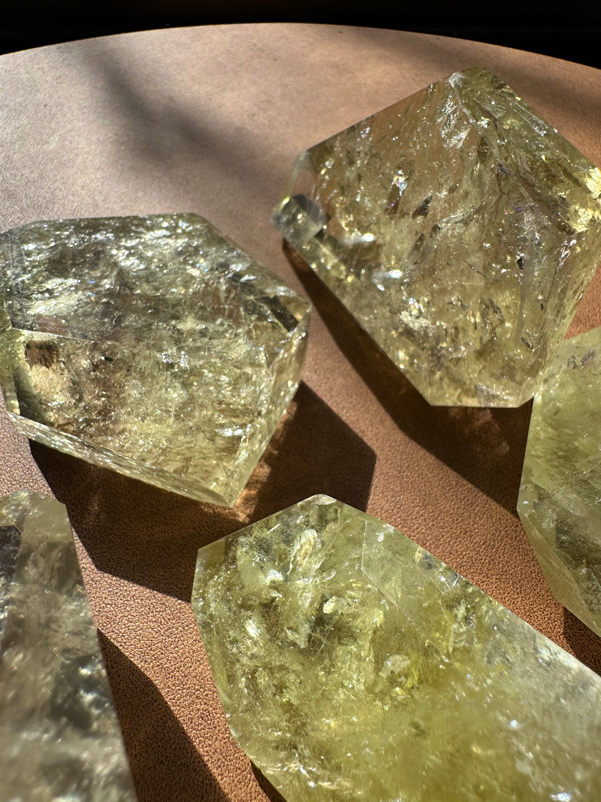 Brazilian Golden Healer Quartz polished freeform product detail