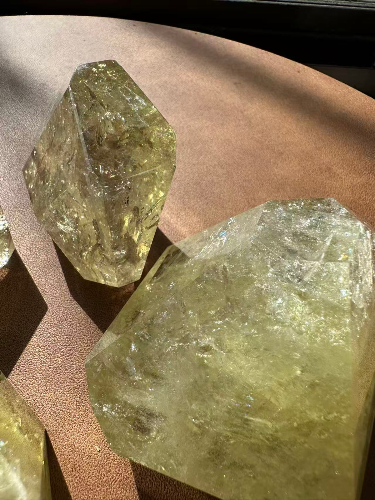 Brazilian Golden Healer Quartz freeform size and shape example