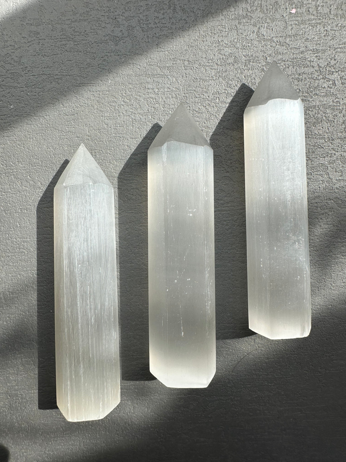 Selenite Tower – White Satin Spar Crystal Point 7–10cm product photo 2