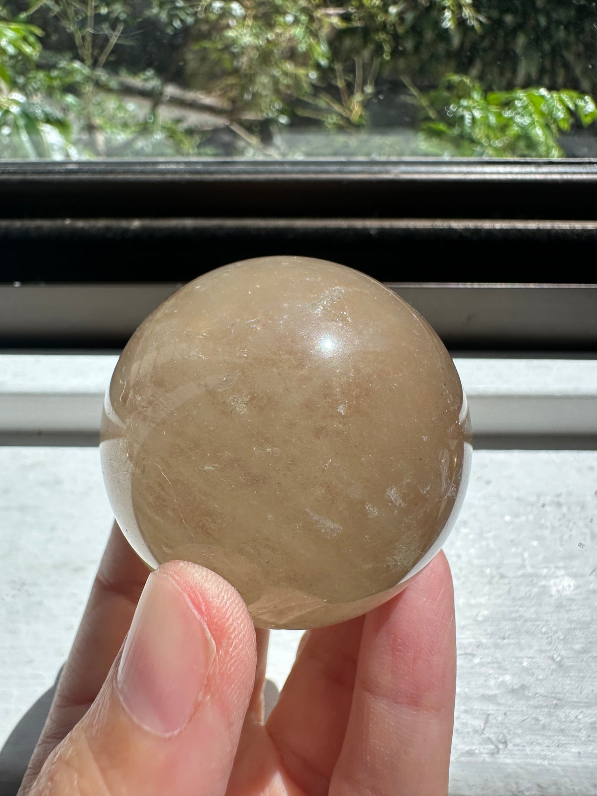 Natural Smoky Citrine Sphere – texture close-up