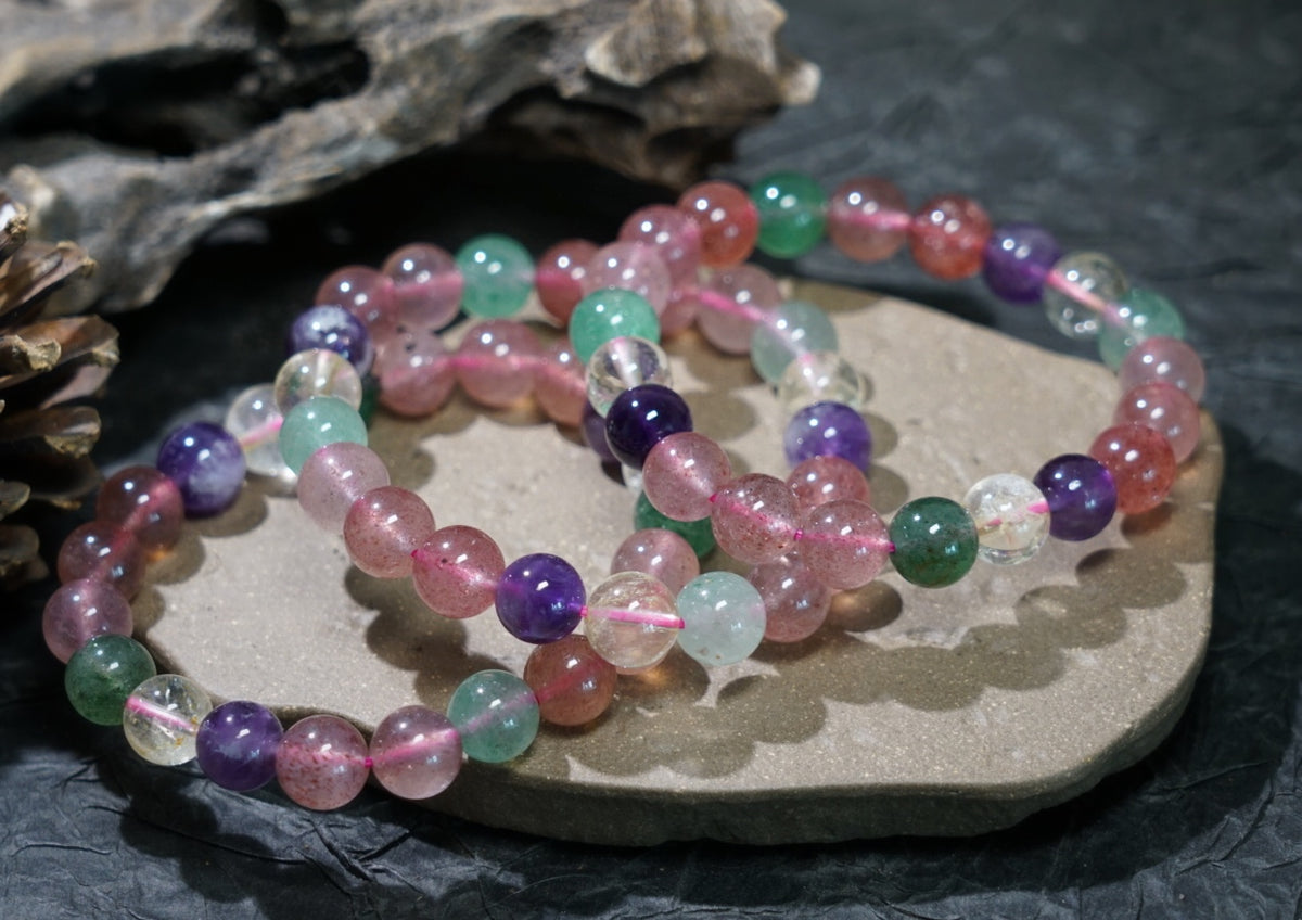 Strawberry Quartz & Amethyst Bracelet – Mixed Crystal Beads product photo 2