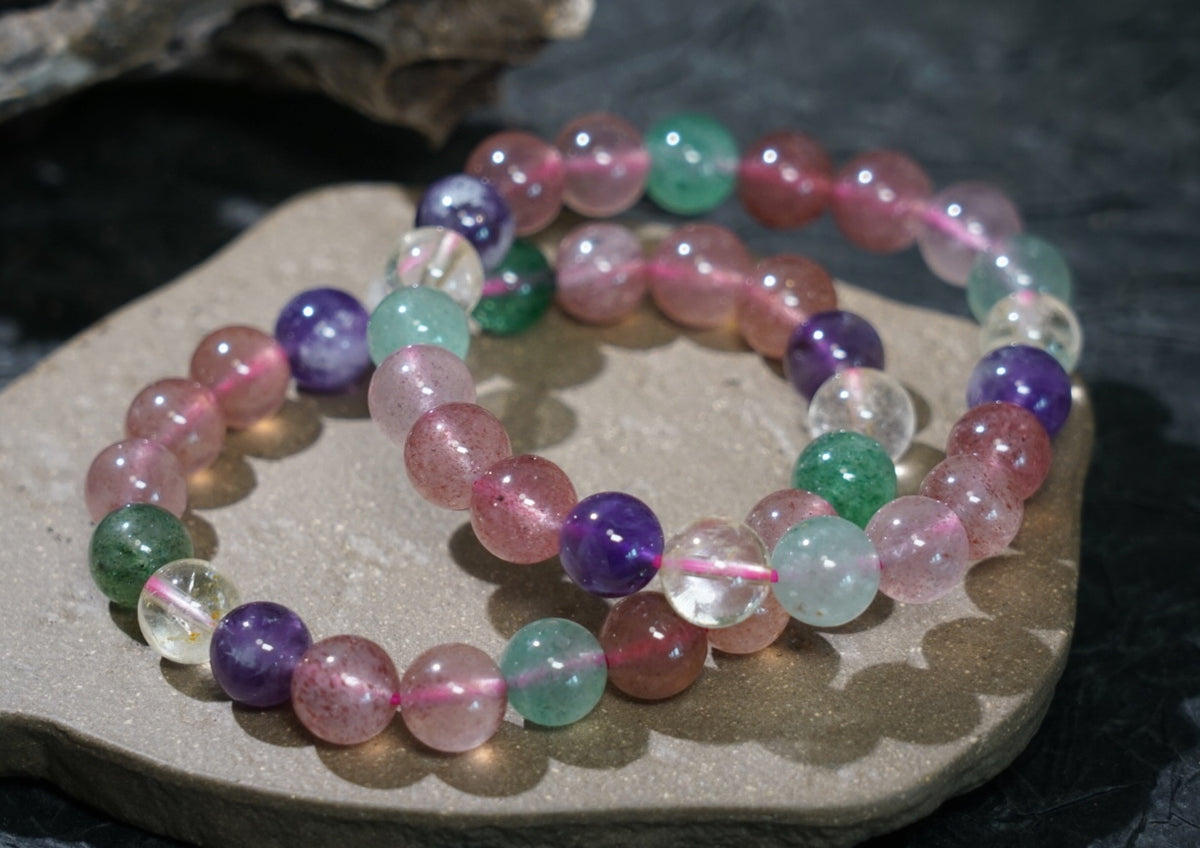 Strawberry Quartz & Amethyst Bracelet – Mixed Crystal Beads product photo 1