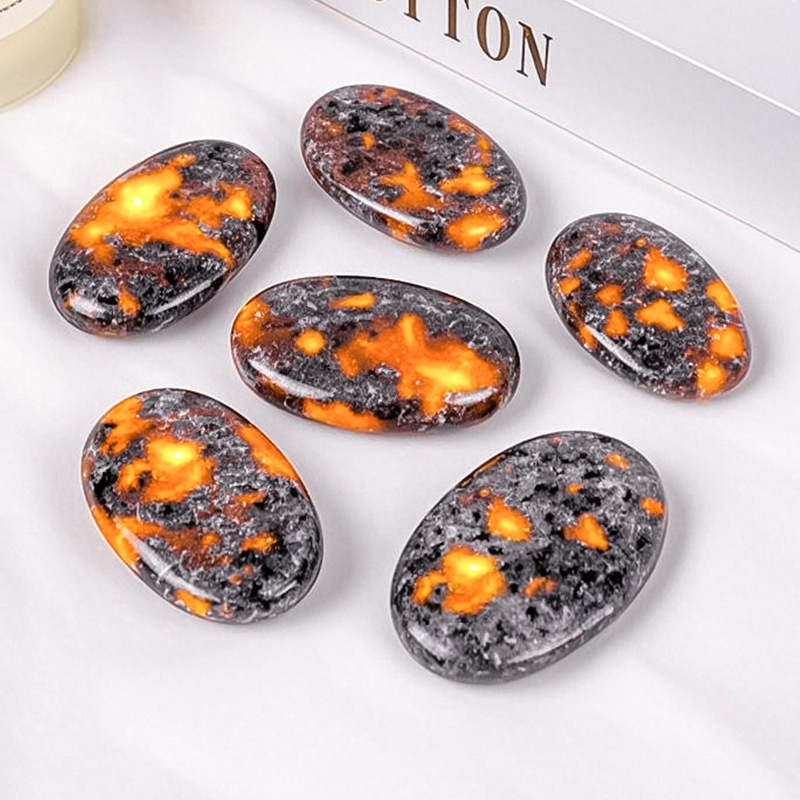 UV-Reactive Yooperlite Palm Stone | Fluorescent Syenite 4–5cm