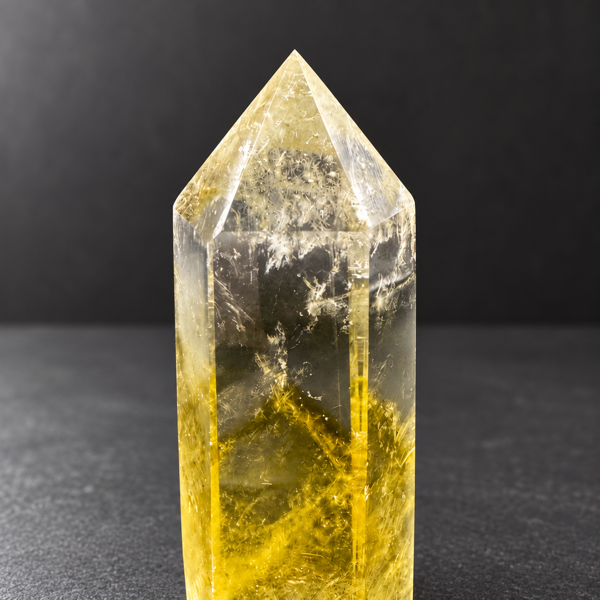 Close-up of the pointed tip and internal fracture patterns