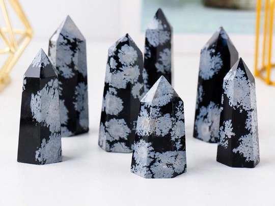 Snowflake Obsidian Tower | Natural Black & White Point 5–6cm