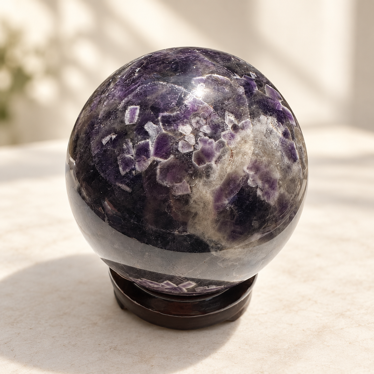 Large Madagascar Dream Amethyst sphere #2, 1.06kg, 9.5cm / 3.74in, main