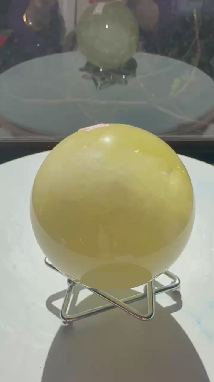 Brazilian Citrine Sphere with Golden Colour | 1400g 9.8cm Exact Piece #10