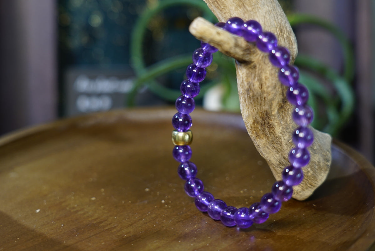 Uruguay Amethyst Bracelet, Natural 7mm Crystal Beads – alternate view 6