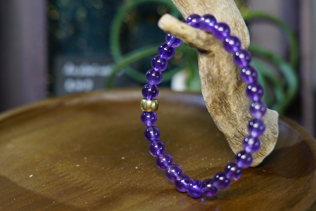 Uruguay Amethyst Bracelet, Natural 7mm Crystal Beads – alternate view 7