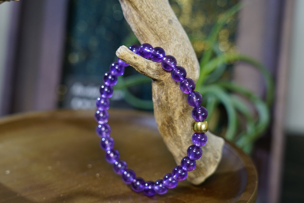 Uruguay Amethyst Bracelet, Natural 7mm Crystal Beads – alternate view 10