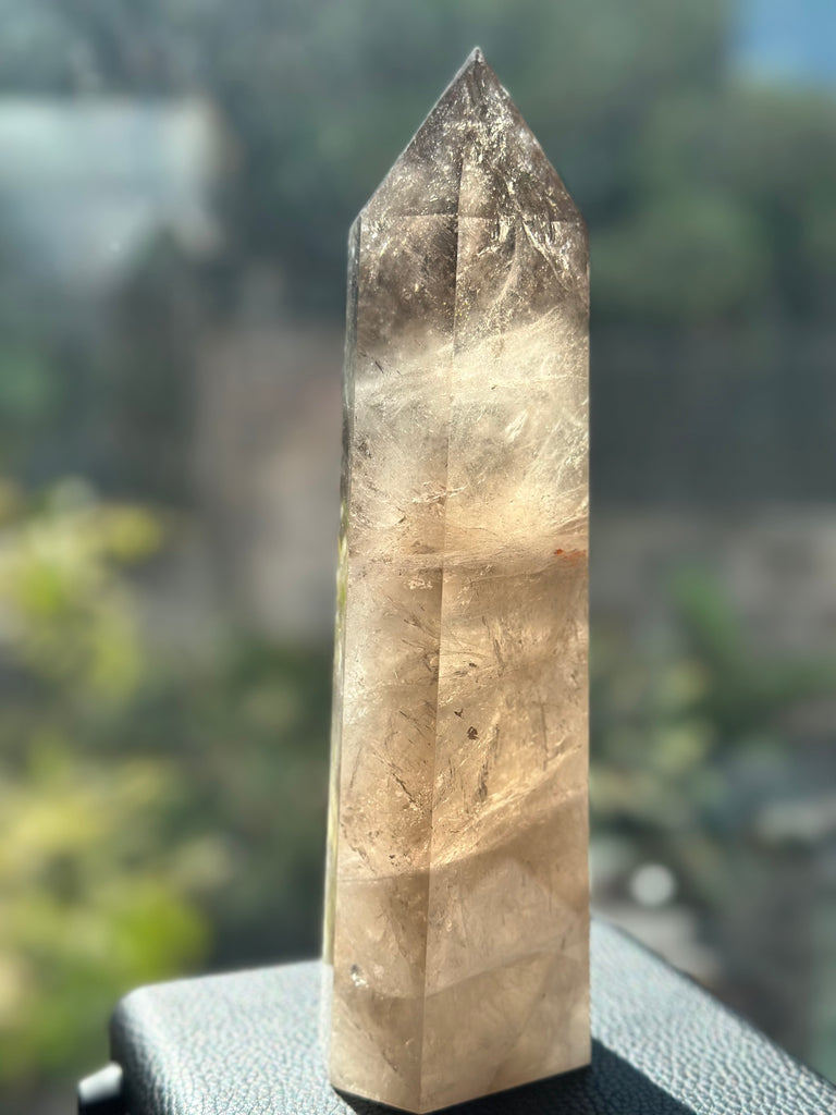 X-Large Smokey Quartz Tower - Cristal de guérison naturel pour la décoration intérieure et la méditation