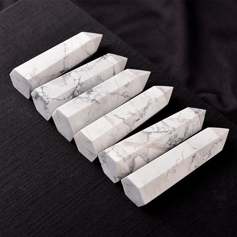 Natural Howlite Tower – White Marbled Crystal Point 5–8cm product photo 2
